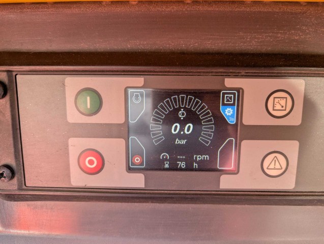 MiConv.com__WhatsApp Image 2026-04-15 at 15.48.23